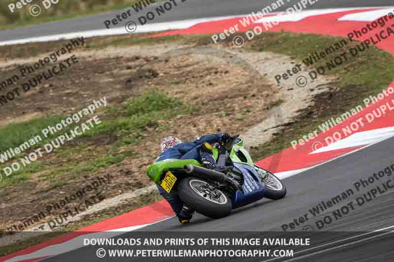 cadwell no limits trackday;cadwell park;cadwell park photographs;cadwell trackday photographs;enduro digital images;event digital images;eventdigitalimages;navarra;no limits trackdays;peter wileman photography;racing digital images;trackday digital images;trackday photos